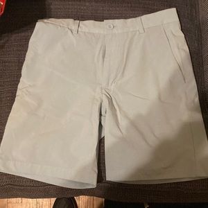 Vineyard vines men’s golf short, Sz Medium, 8in inseam